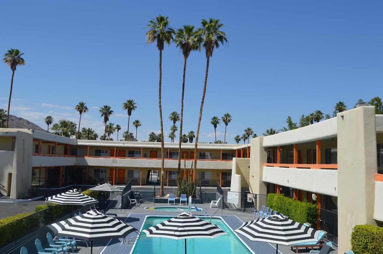 Musicland Hotel Palm Springs Bagian luar foto