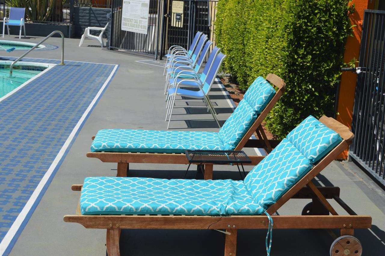 Musicland Hotel Palm Springs Bagian luar foto