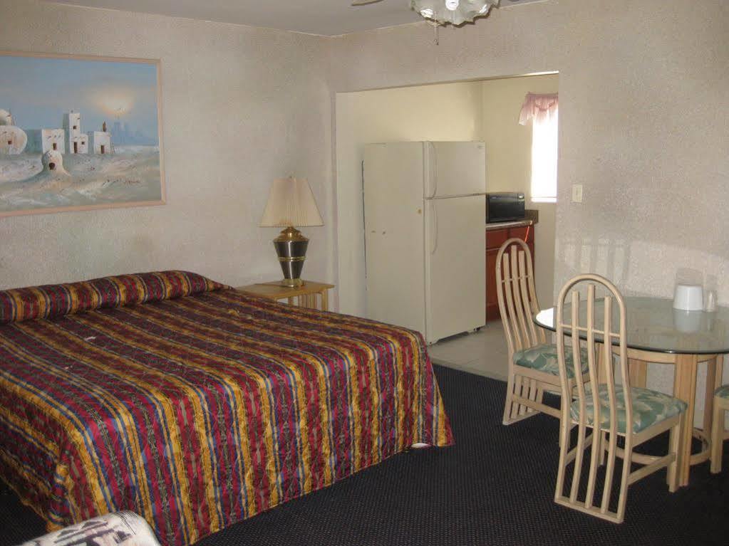 Musicland Hotel Palm Springs Bagian luar foto